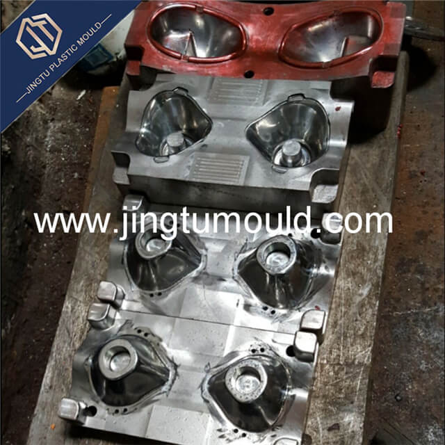 Oxygen mask medical supplies mould 