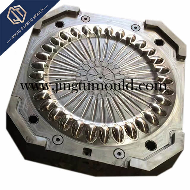 Injection Mold for Disposable Plastic Spoon 